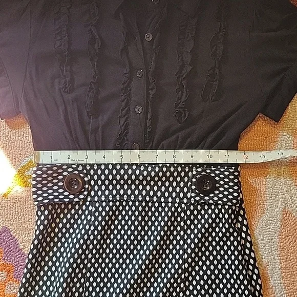 Retro Wiggle Dress - Picture 10 of 12